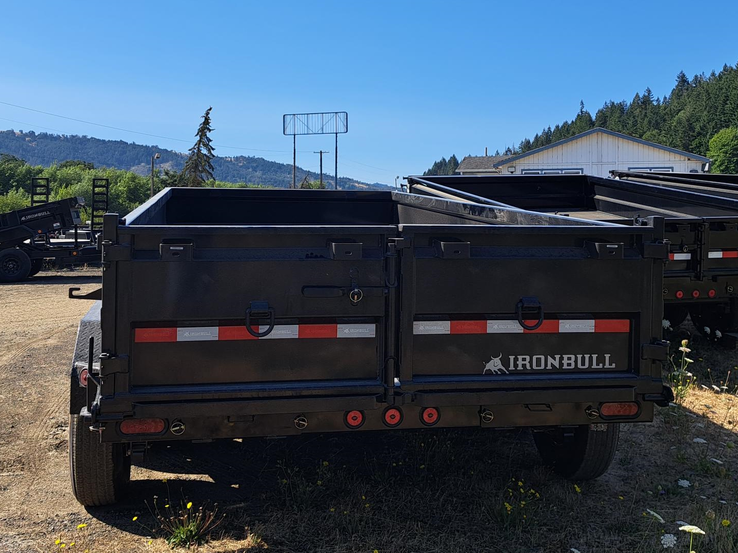 ON SALE - Iron Bull 7x16 TripAx 21K Dump Trailer - DTB